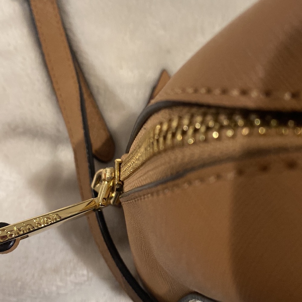 Purse - Picture 2 of 6